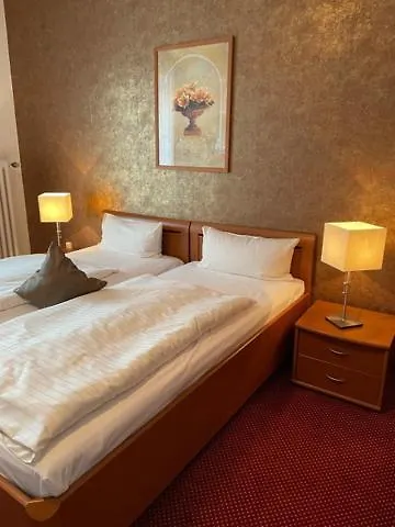 Hotel Germania Köln 3*,